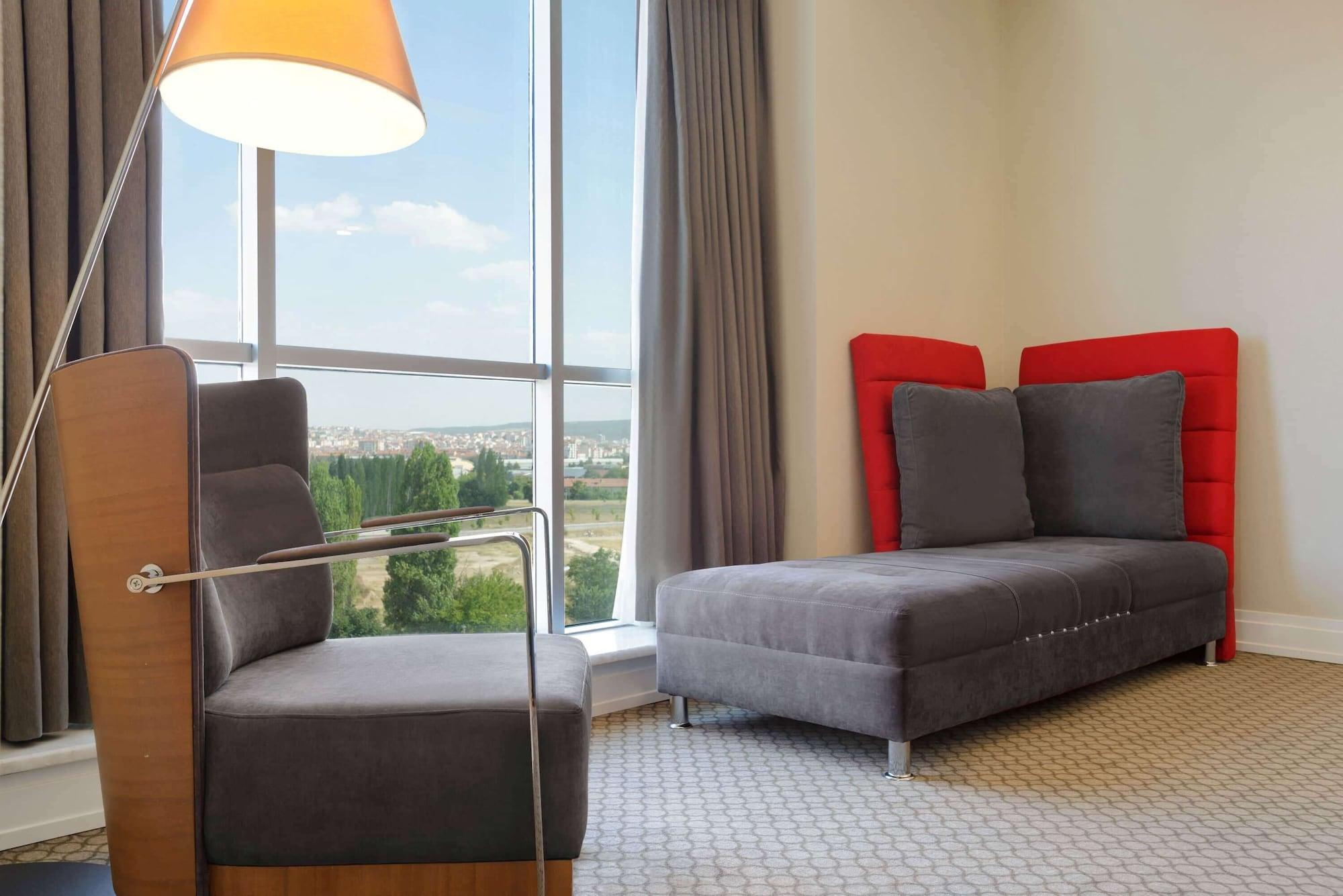 Ramada Plaza By Wyndham Εσκίσεχιρ Εξωτερικό φωτογραφία